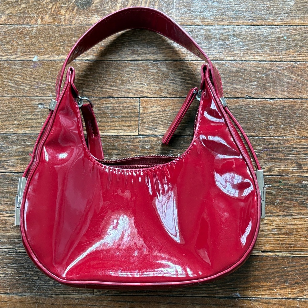 Patent Leather Shoulder Bag - Red